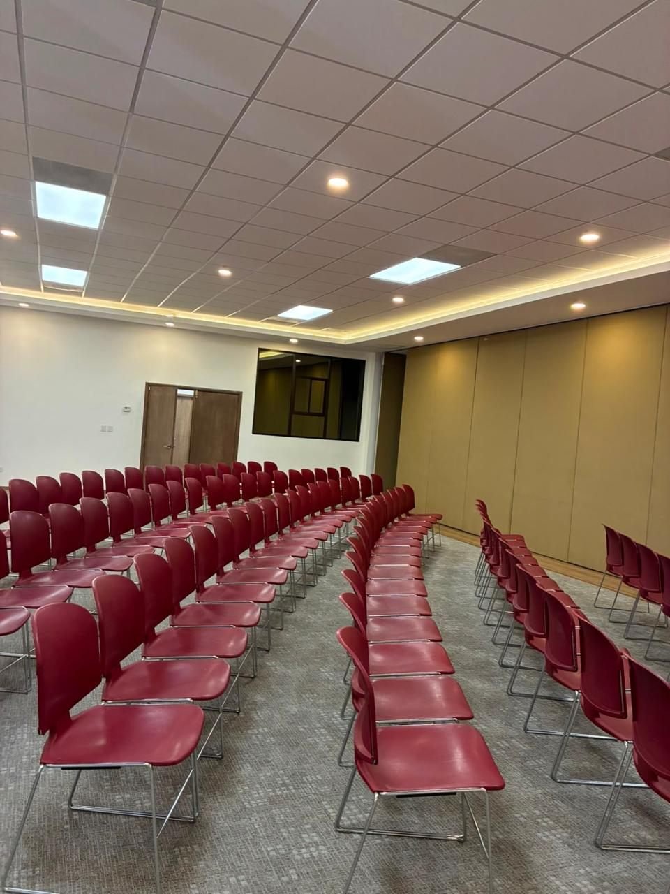 Sala del Auditorio Emilio J. Talamás, sede Saltillo, lista para el curso